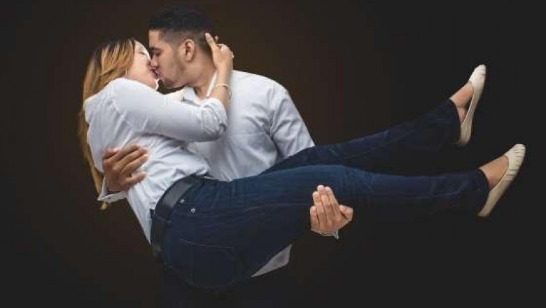 Những bệnh có thể lây truyền qua nụ hôn