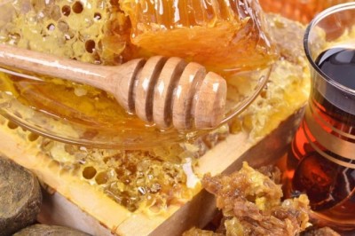 Phân lập chất chống ung thư phổi trong keo ong Việt Nam