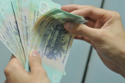 Hỏi đáp: Cho bạn mượn tiền làm phúc hay tạo nghiệp?