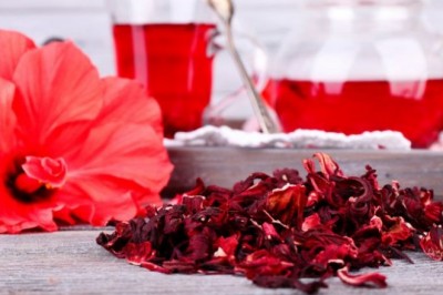 Lợi ích bất ngờ của trà hoa dâm bụt