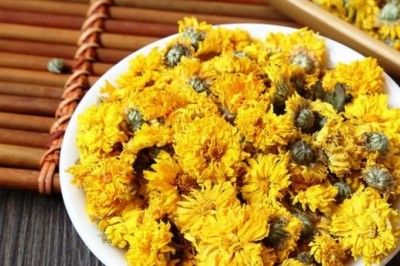 Trà hoa cúc: Công dụng của trà hoa cúc với trẻ em