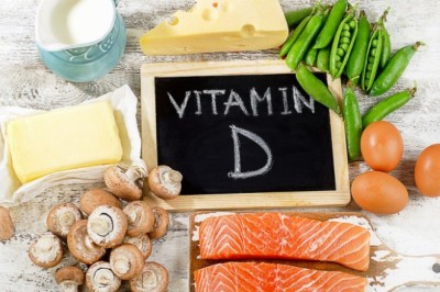 Thiếu hụt vitamin D làm trầm trọng bệnh COVID-19