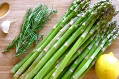 Măng tây mang lại những lợi ích gì cho bà bầu và thai nhi?