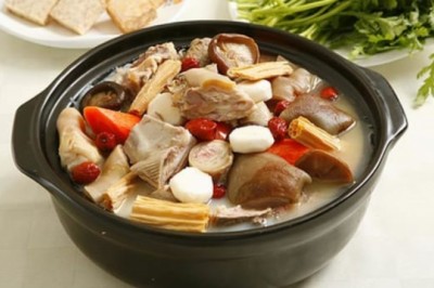 Y thư cổ và các bài thuốc từ dê