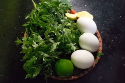 4 lợi ích 'vàng' khi phụ nữ ăn trứng luộc với lá ngải cứu