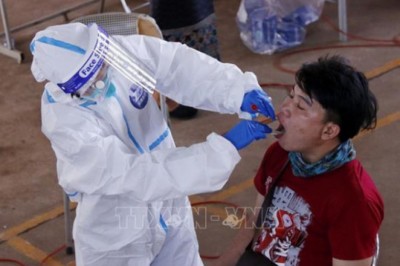 Lào lo ngại nguy cơ dịch COVID-19 bùng phát trở lại