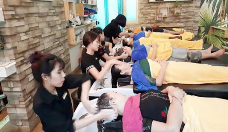 Làm massage, cắt tóc, gội đầu... phải đóng thuế từ 1/8