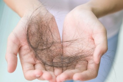 Rụng tóc, phát ban - di chứng Covid