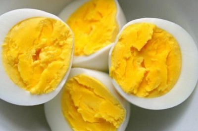 Tiêm vắc xin có được ăn trứng?