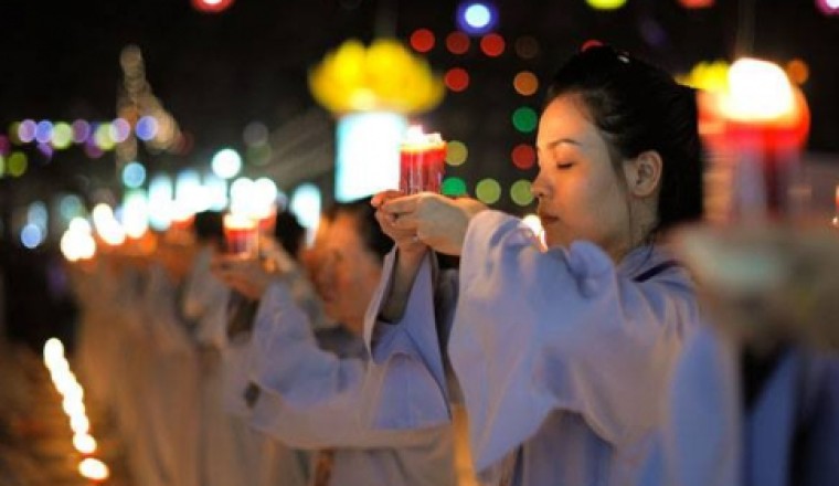 Báo hiếu cho cha mẹ như thế nào là thiết thực nhất