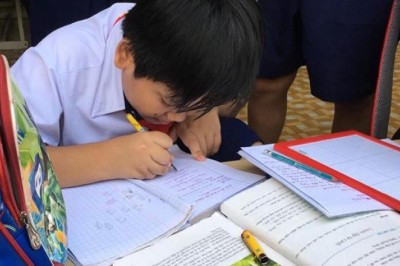 'Nhìn bảng điểm, học sinh Việt toàn nhân tài'