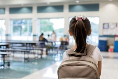 4 nguyên nhân khiến con bạn sợ đi học