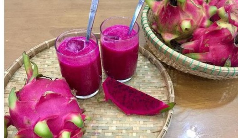 Nước uống bổ dưỡng từ thanh long ruột đỏ của nhóm nghiên cứu Đại Học Bách khoa
