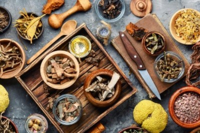 Kiểm soát chất lượng dược liệu theo tiêu chuẩn nào?