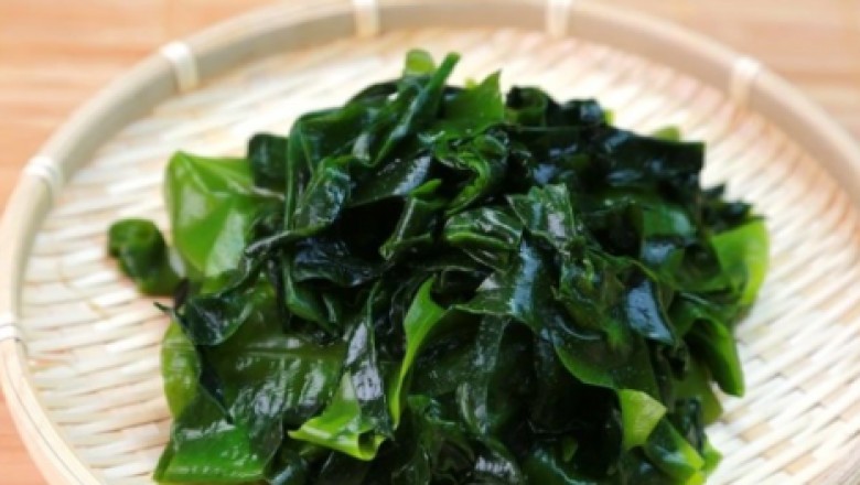 Rong biển loại rau có lượng canxi gấp 7 lần sữa, chống ung thư nhưng cần lưu ý khi dùng