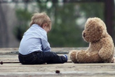 Mẹ mơ thấy con trai gặp nạn, kiểm tra camera phát hiện chuyện đau lòng