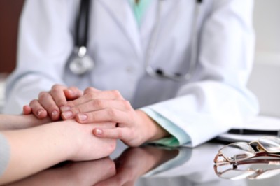 Bác sĩ có cần giỏi Văn để biết cảm thông với bệnh nhân?