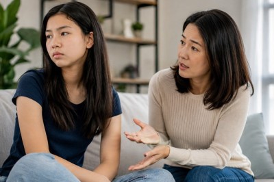 Vì sao trẻ không muốn nói chuyện với cha mẹ? 7 điều cha mẹ nên tránh