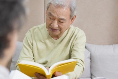 Càng già tôi mới càng thấm: Cha mẹ sống thọ chưa chắc đã là phúc nếu con cái đều kiệt sức